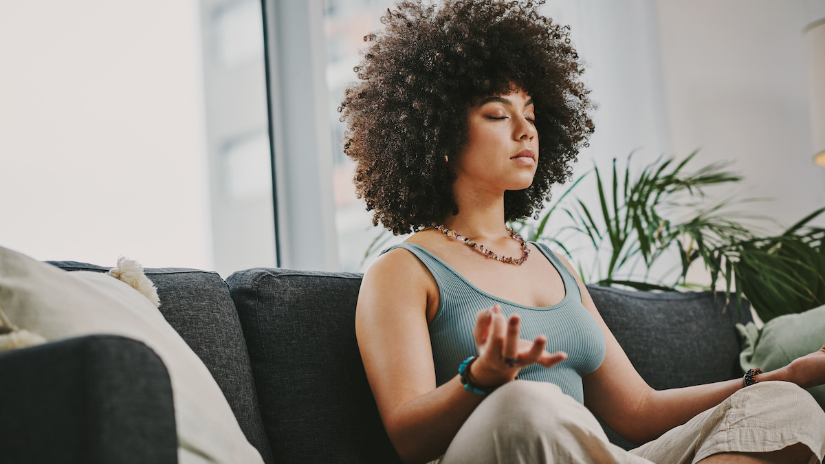 Mudras Finger Yoga Frau