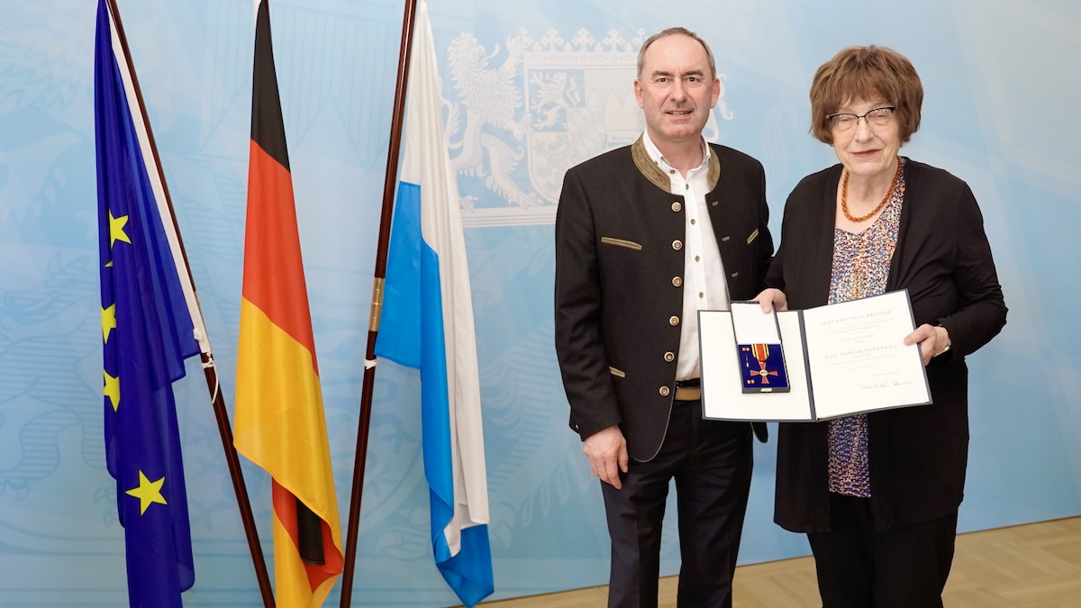 Staatsminister Hubert Aiwanger und pme-Gründerin Gisela Erler